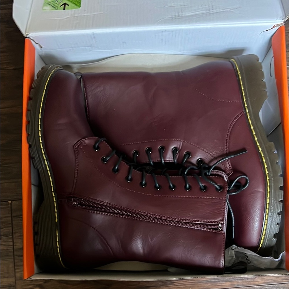 Brown Winter Rain Boots with Lace-Up Design